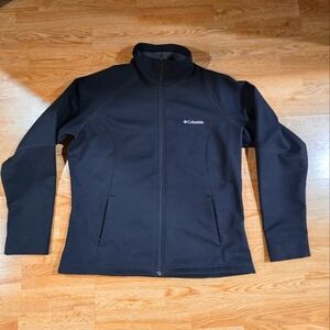 Womens Columbia Jacket, Large, textured for a thinner appearance